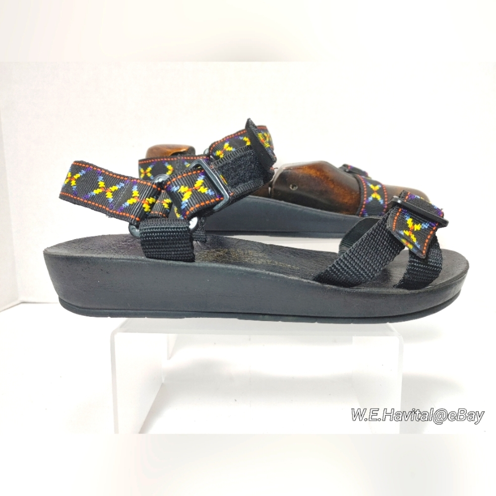 River Siders Women's Performance Strapped Comfort… - image 3